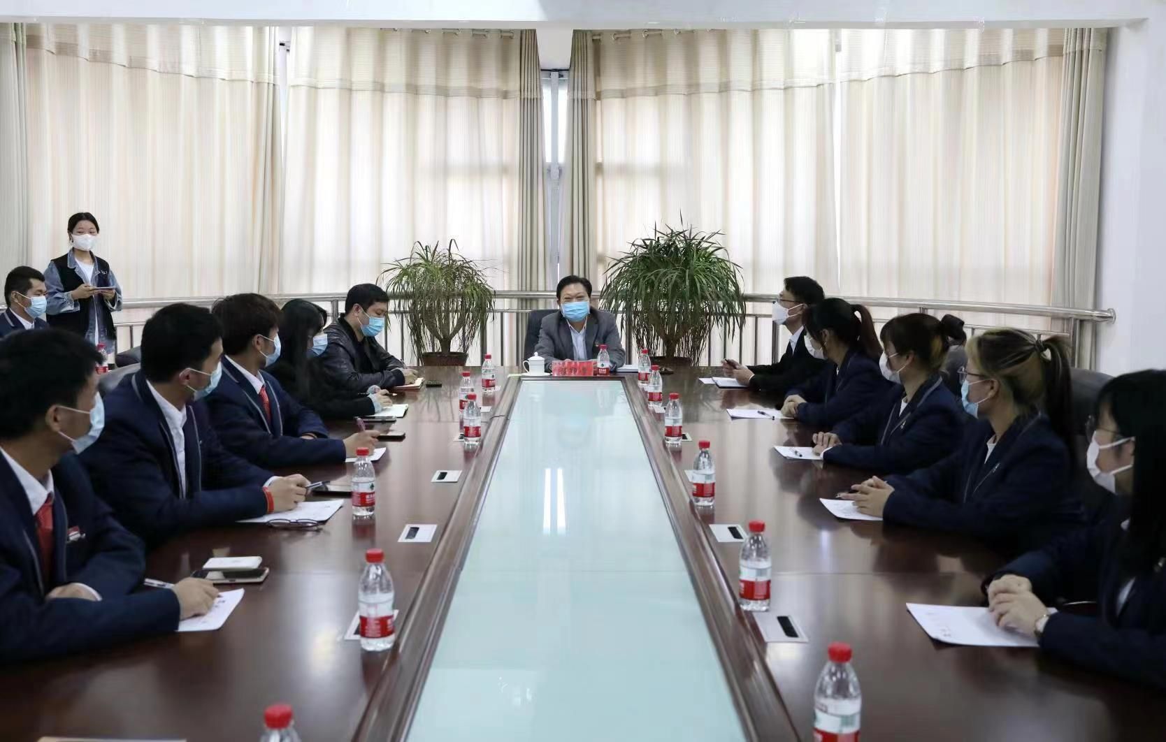 图片 1.jpg 图片 1.jpg