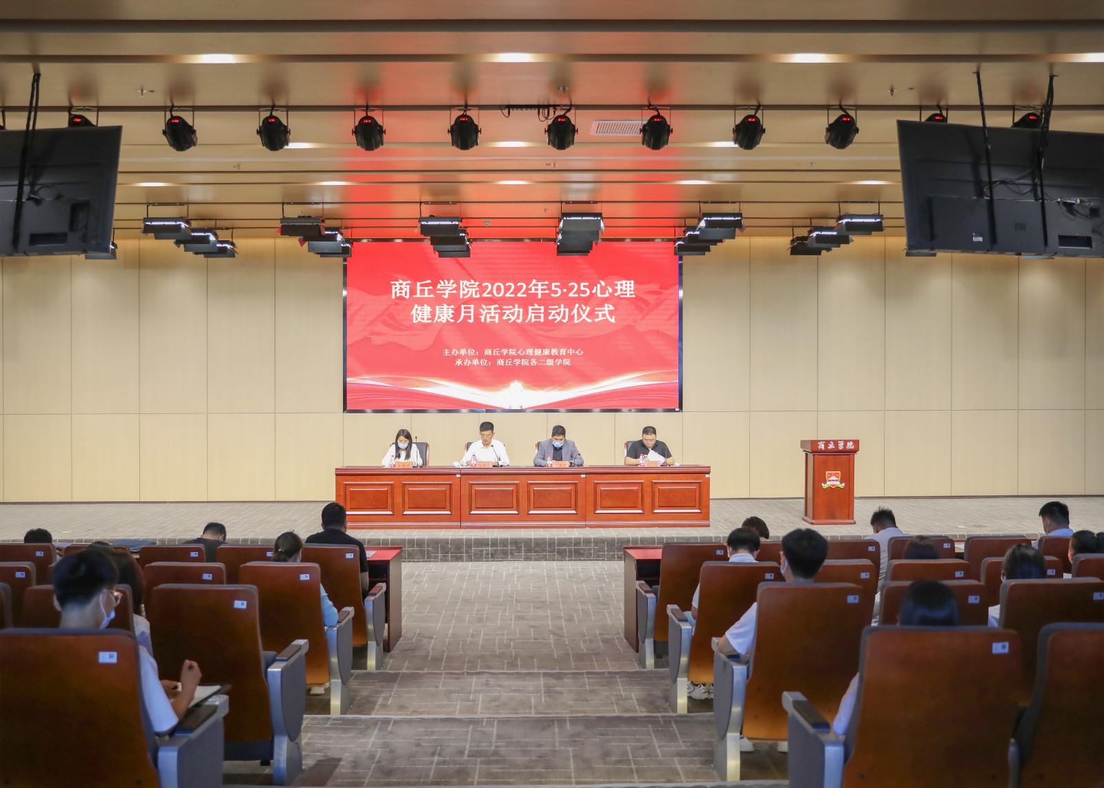 摄影记者朱国强 (4).jpg 摄影记者朱国强 (4).jpg