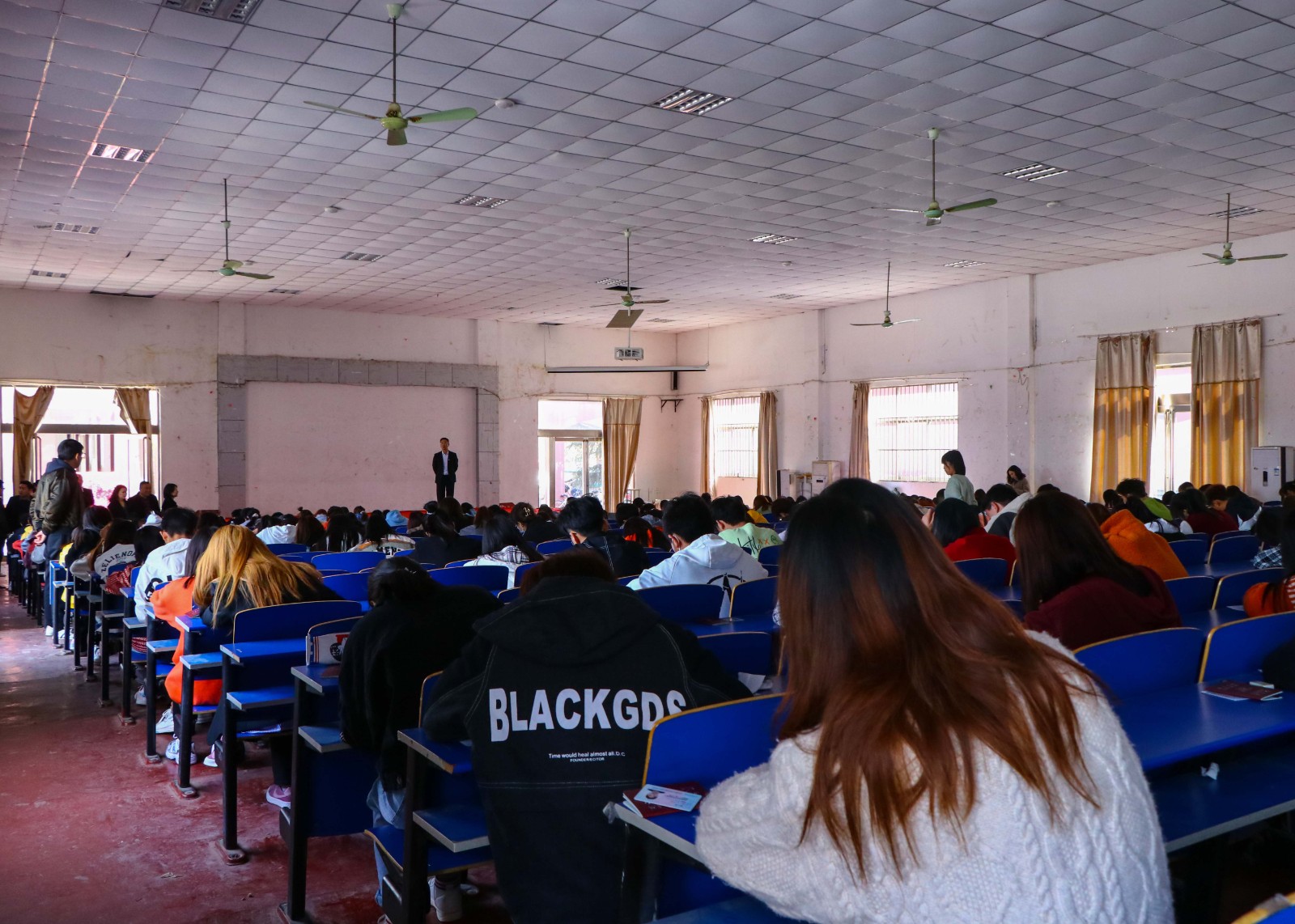 IMG_0453.jpg IMG_0453.jpg