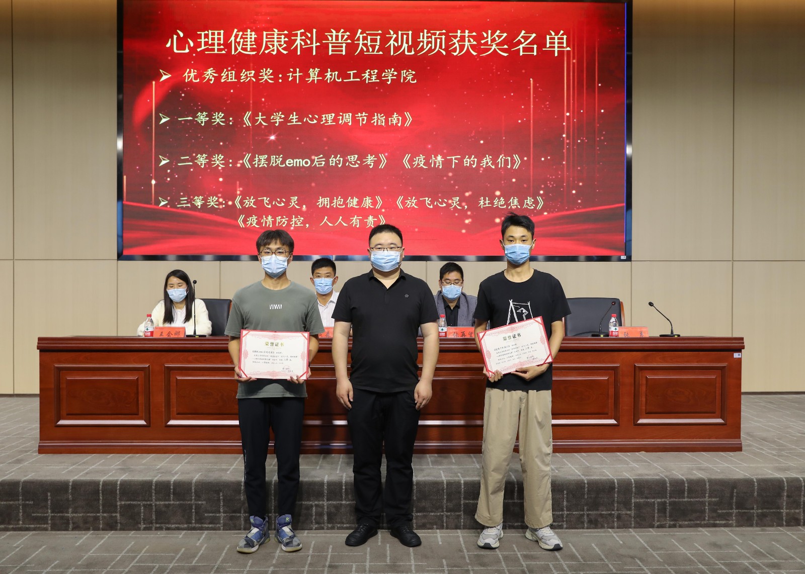 摄影记者朱国强 (9).jpg 摄影记者朱国强 (9).jpg