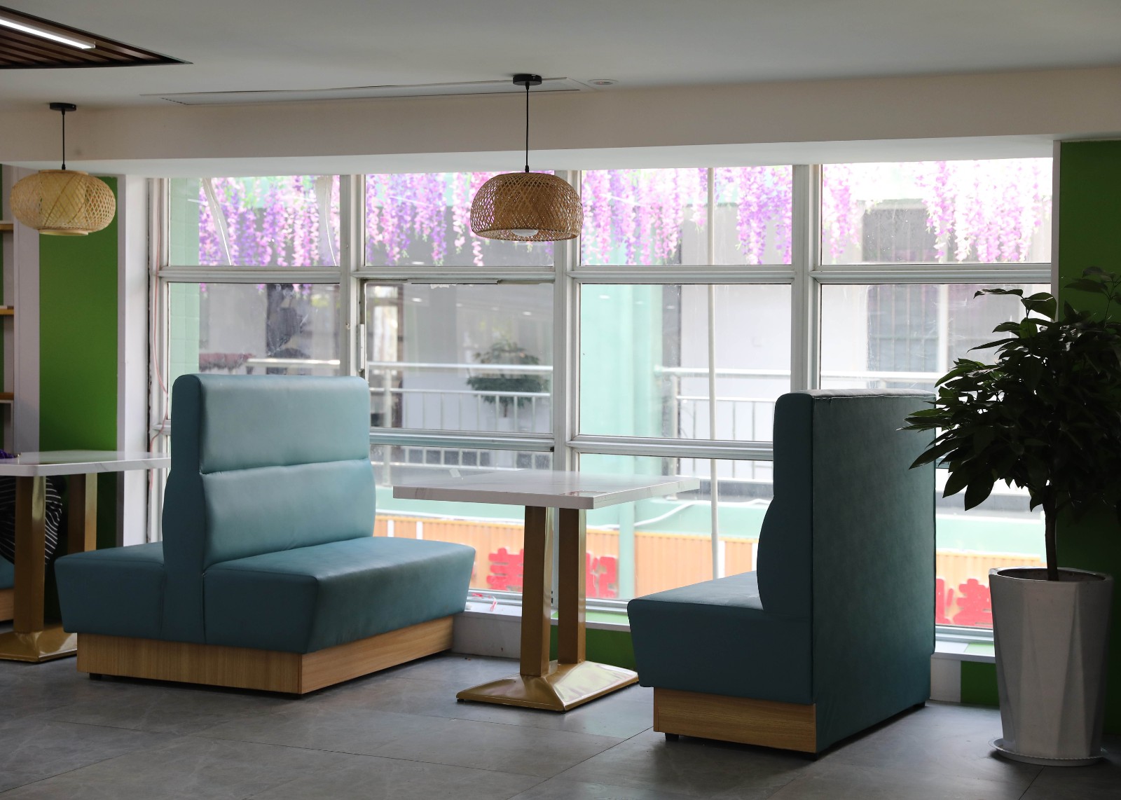 餐厅1.jpg 餐厅1.jpg