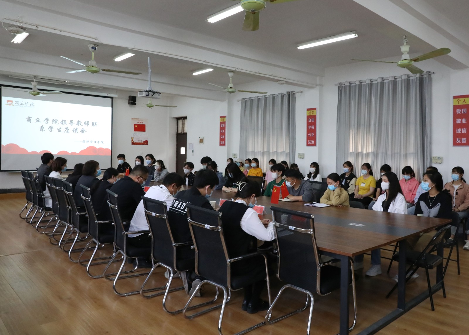 摄影记者高鹏林 (5).jpg 摄影记者高鹏林 (5).jpg