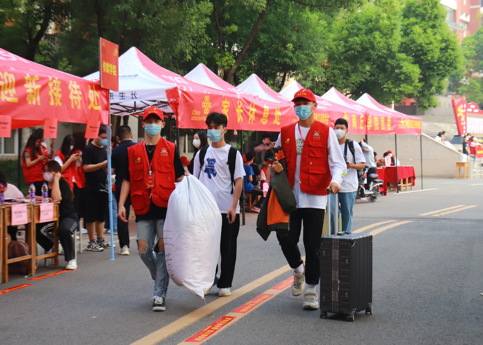 IMG_3285.jpg IMG_3285.jpg