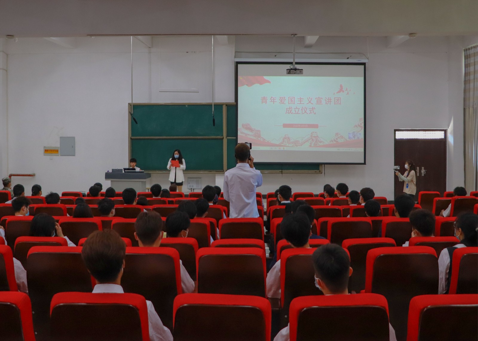 摄影记者高鹏林6.jpg 摄影记者高鹏林6.jpg