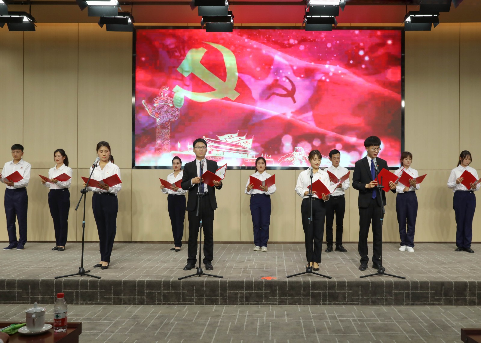 摄影记者朱国强 陈会会 (28).jpg 摄影记者朱国强 陈会会 (28).jpg